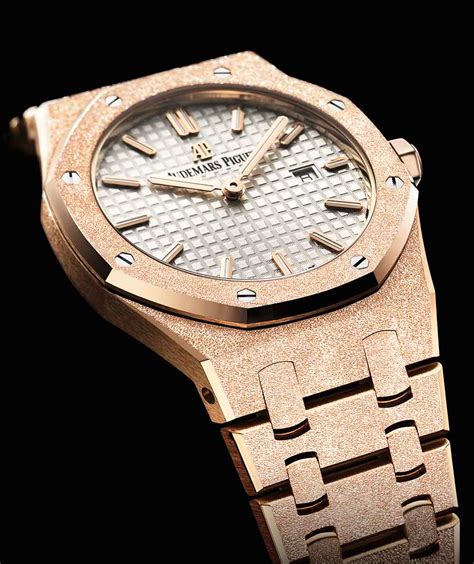 audemars piguet royal oak frosted gold 37mm|其他.